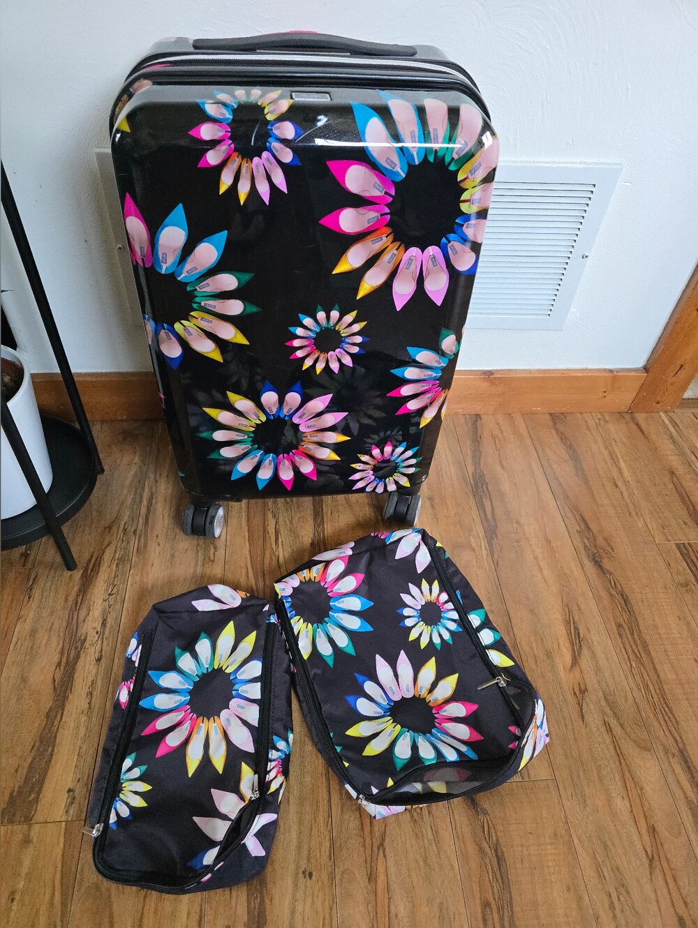 SJP Shoe Flowers Spinner Carry On W Packing Cubes